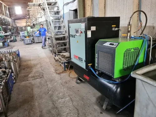 20 HP Tank Mounted Screw Compressor